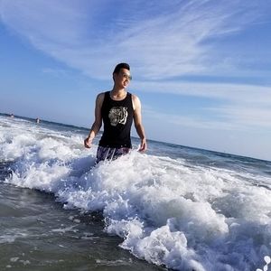 Meet your Posher, Dennis